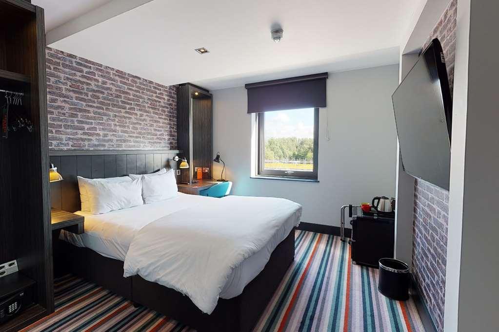 Hotel Village 4*